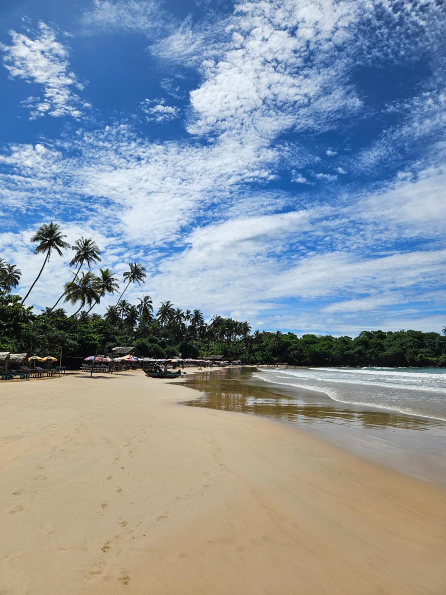 Balance Beach Resort Dickwella Exterior photo